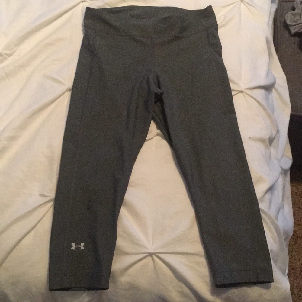 Under Armour Cropped Leggings